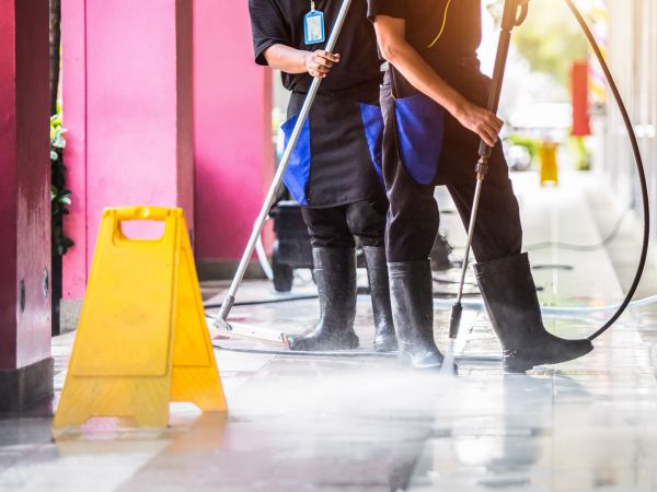 Commercial Power Washing in Cedar Rapids