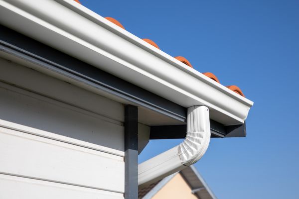 Roofline Cleaning in Cedar Rapids