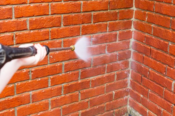 Brick Pressure Cleaning in Cedar Rapids
