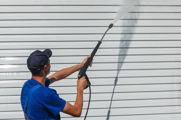 Cost of Exterior Building Cleaning in Cedar Rapids