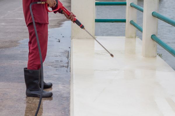 Industrial Concrete Cleaning in Cedar Rapids