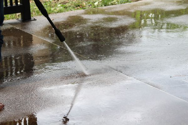 Cost of Concrete Deck Cleaning in Cedar Rapids