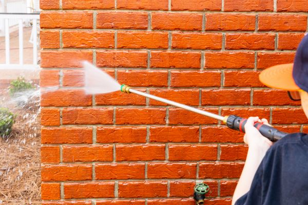 House Brick Cleaning in Cedar Rapids
